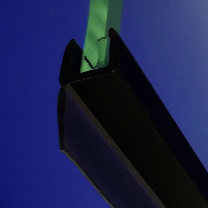 Exa-Lent Universal DS652006 mat zwart doucheprofiel 1 flap (van 11mm) 200cm - 6mm