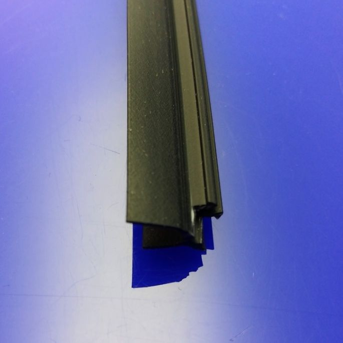 Sealskin Soho SOHO/SW/80/HRZLKSTRP/KF horizontale lekstrip 712mm zwart (korte flap)