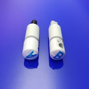 Villeroy en Boch Architectura 92242400 Softclose-Klappe für WC-Sitze eingestellt.