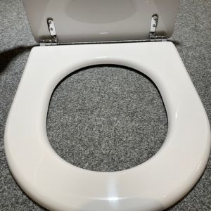 Sphinx Ravenna S8H57000000 OL-235 toiletzitting met deksel wit (OUTLET)